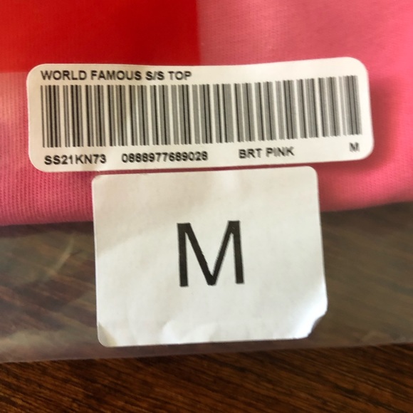Supreme SS2021 SS Bright pink T-shirt size M - Picture 2 of 3